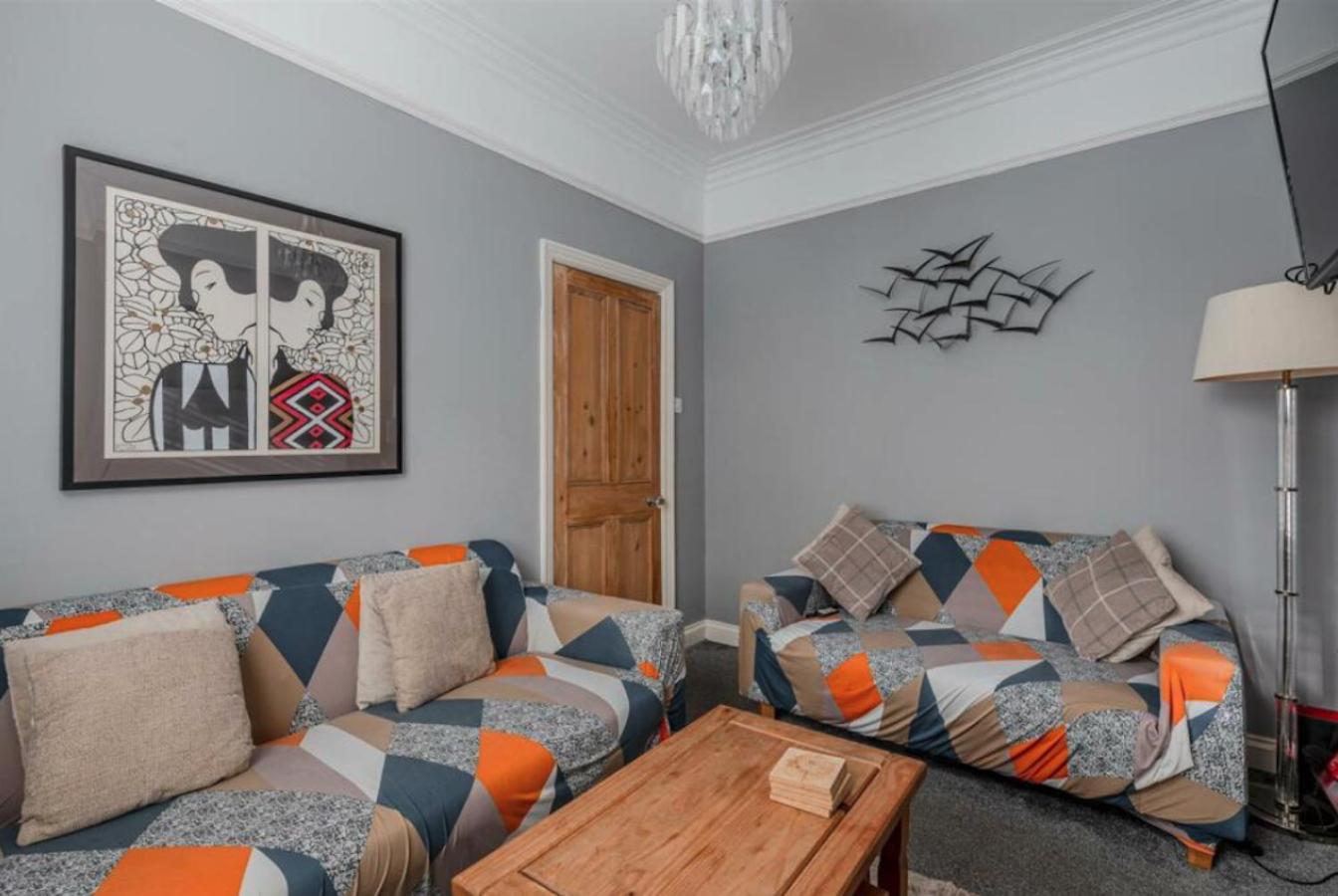 Entire 2-Bedroom House With Garden York Exterior photo